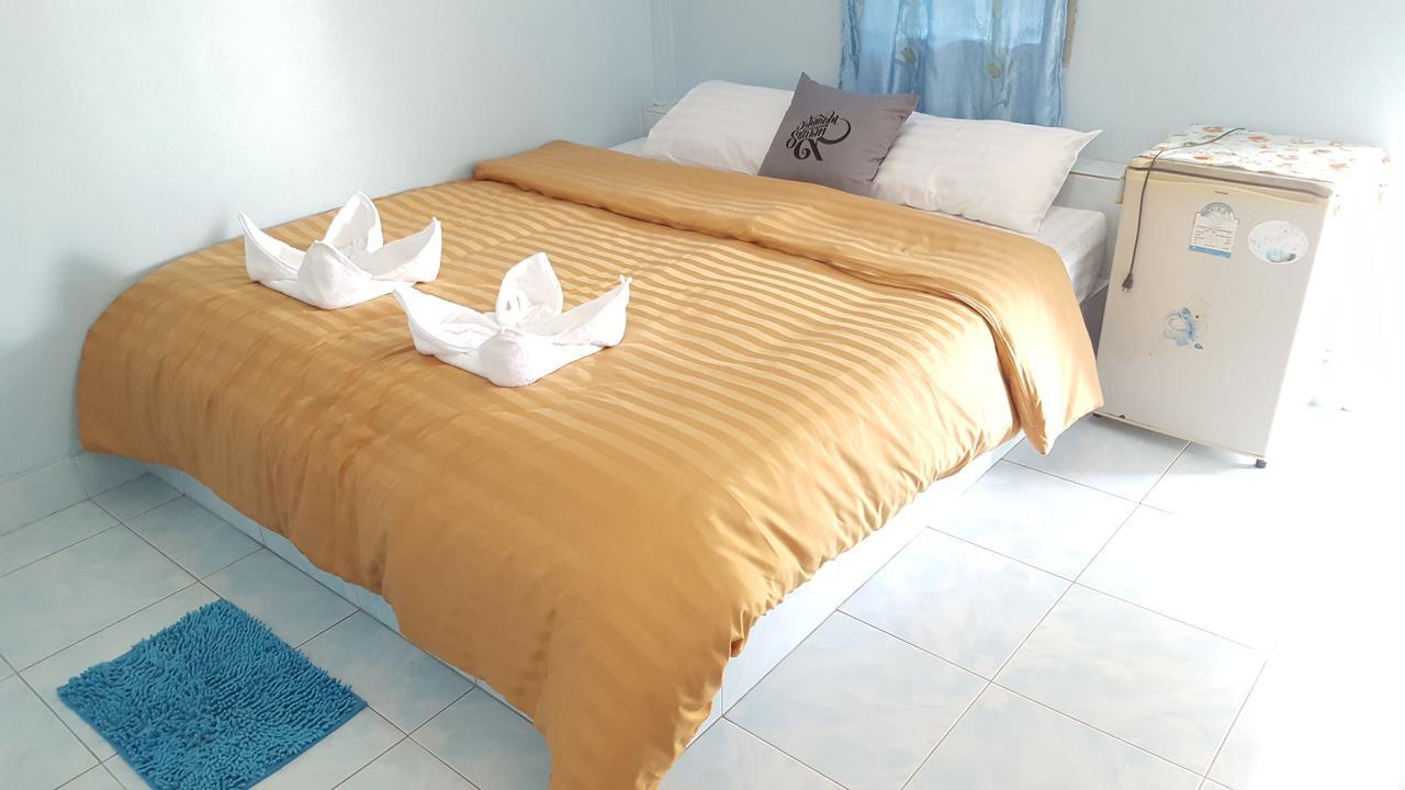 Montra Guesthouse Ranong Ngoại thất bức ảnh