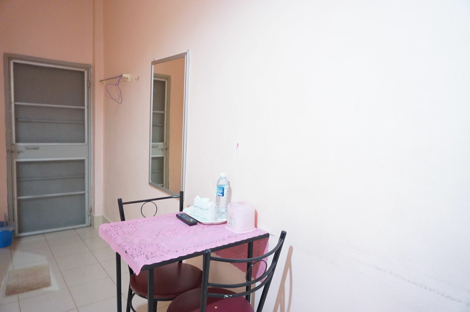 Montra Guesthouse Ranong Ngoại thất bức ảnh