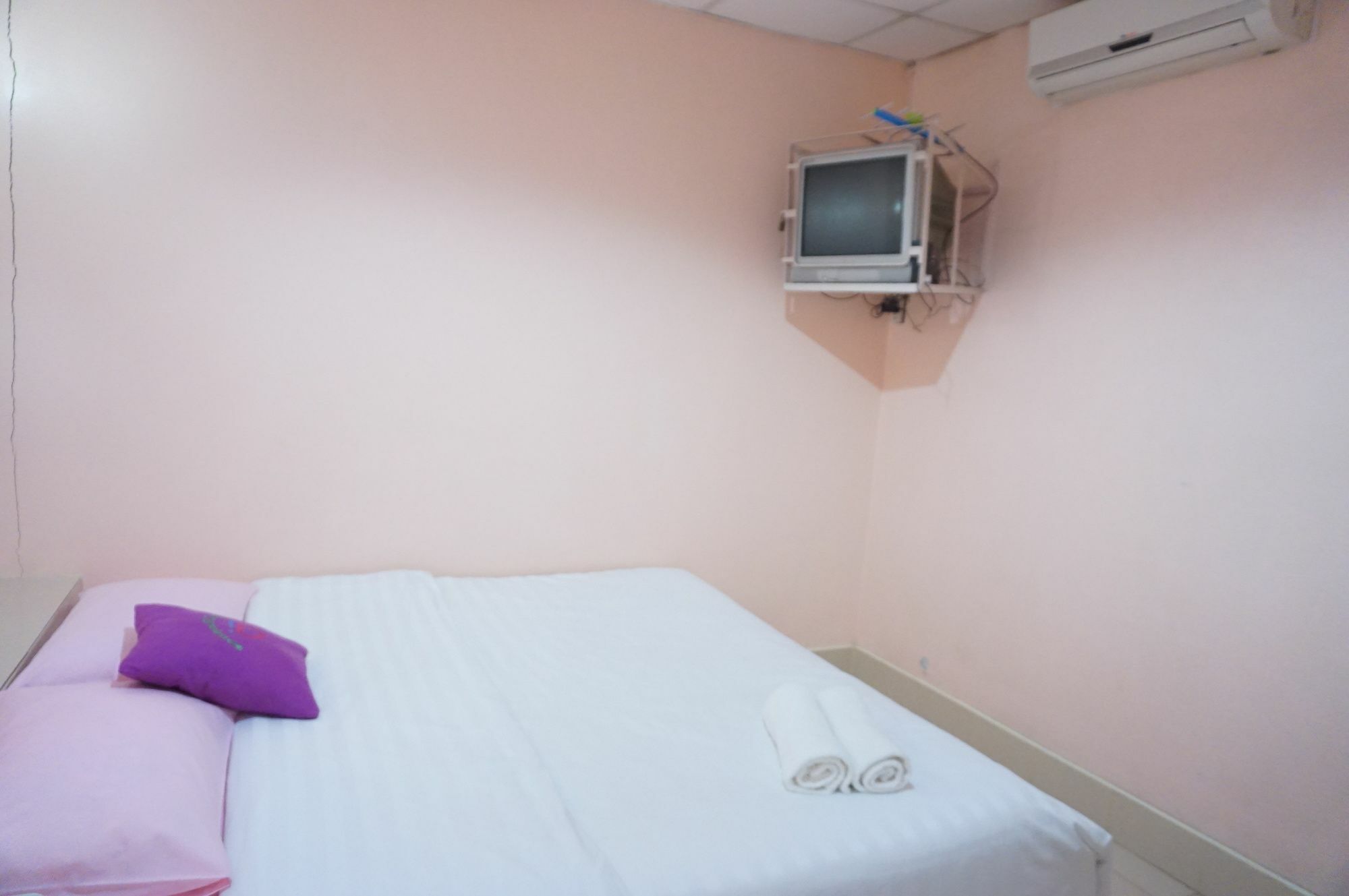Montra Guesthouse Ranong Ngoại thất bức ảnh